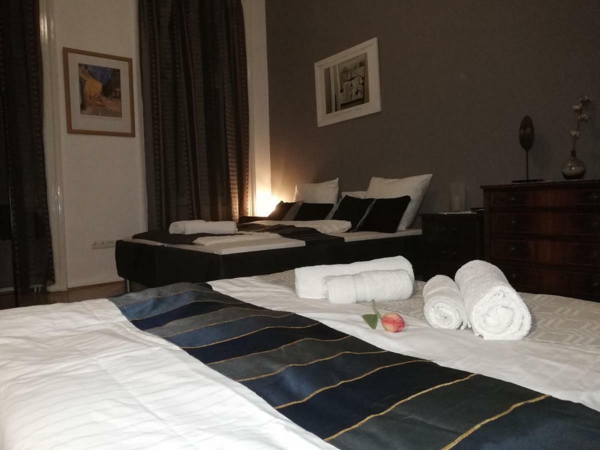 West10 Star Center Apartament